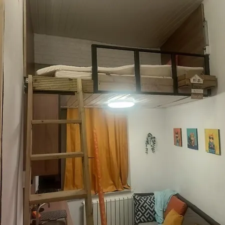 Loft Bed *